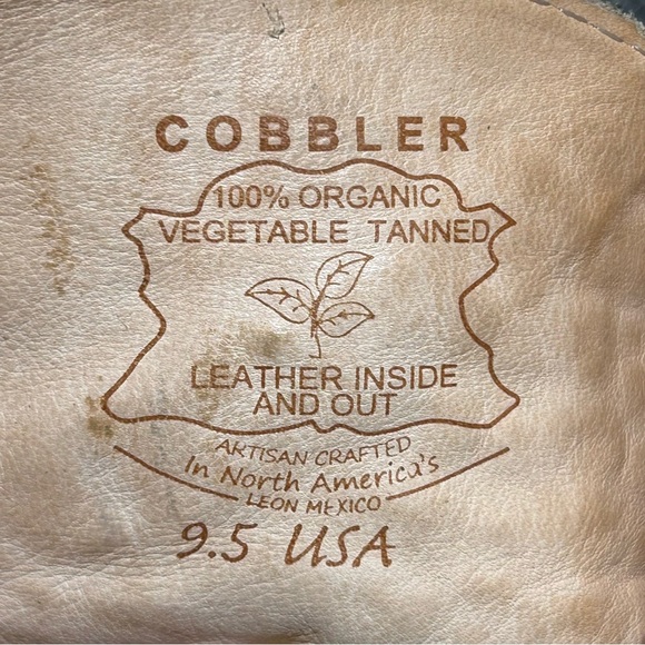 Bed Stu Distressed Leather Short / Ankle Boot 9 1/2 - Picture 9 of 9